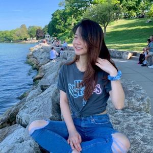 Meet your Posher, Linh